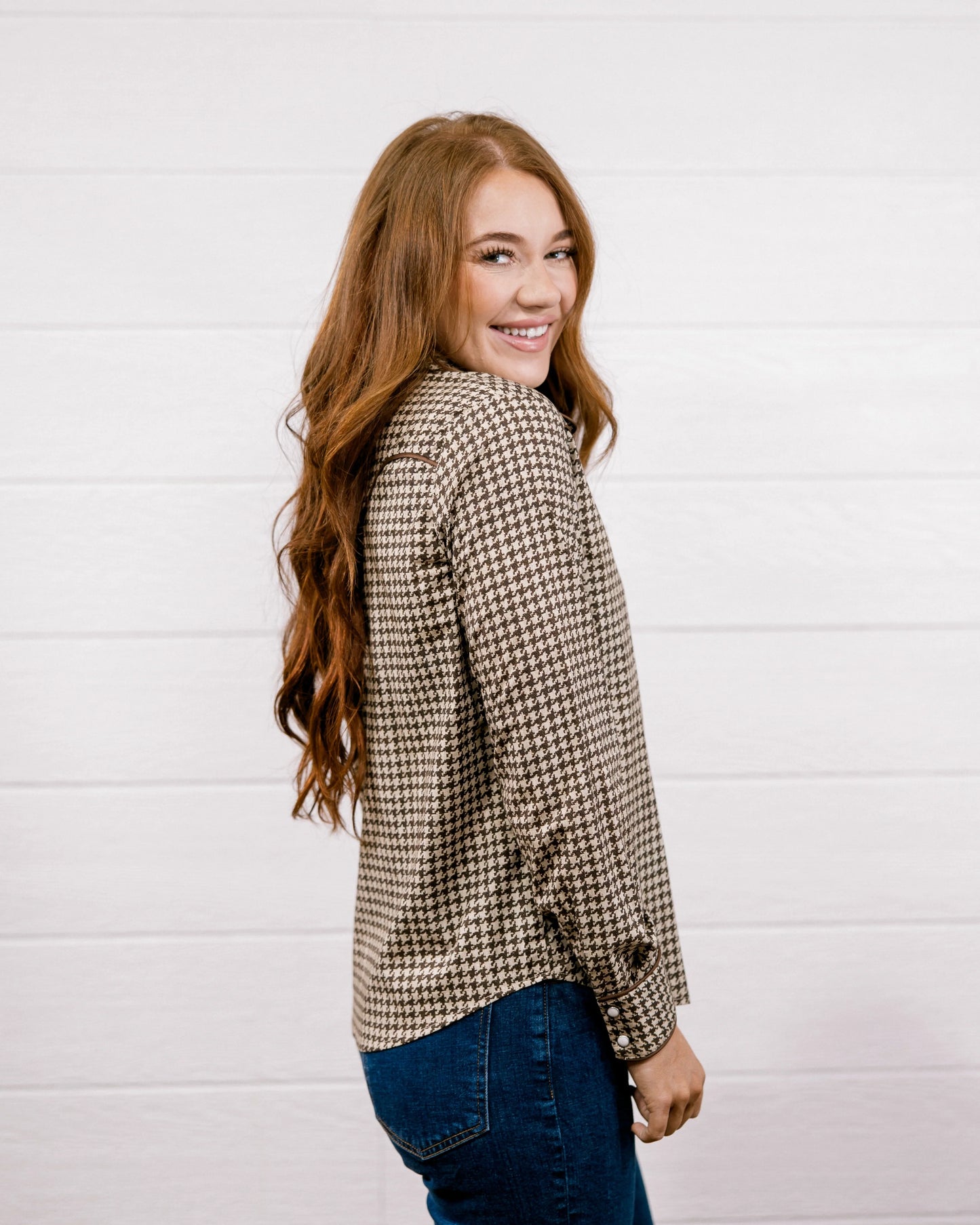 THE BIRDIE TOP IN BROWN