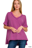 CORDED RIB SHORT SLEEVE HI-LOW V NECK TOP - PLUM