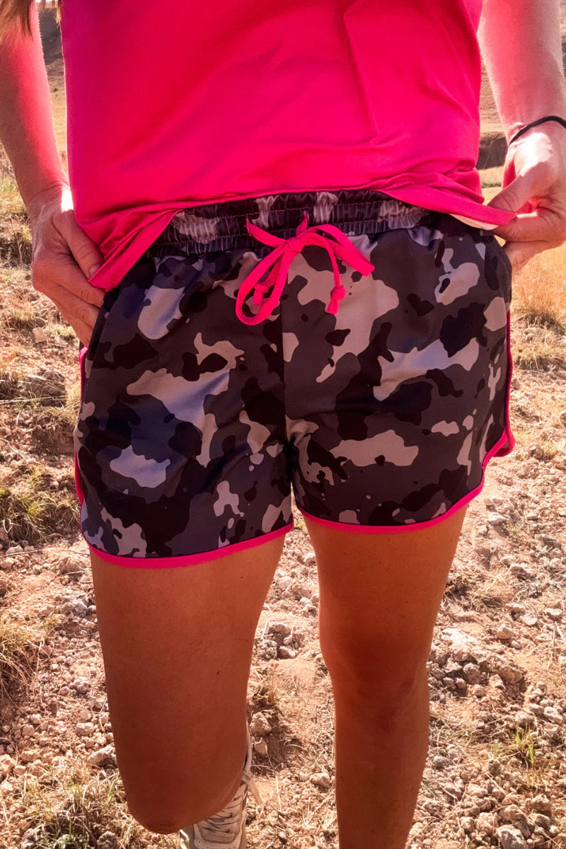 IN PLAIN SIGHT SHORTS