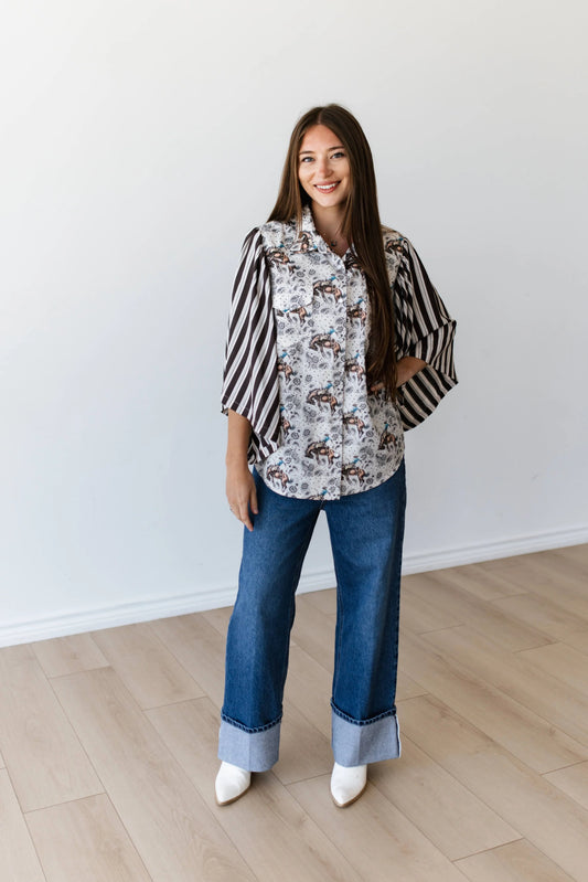 IVORY BUCKING HORSE PAISLEY