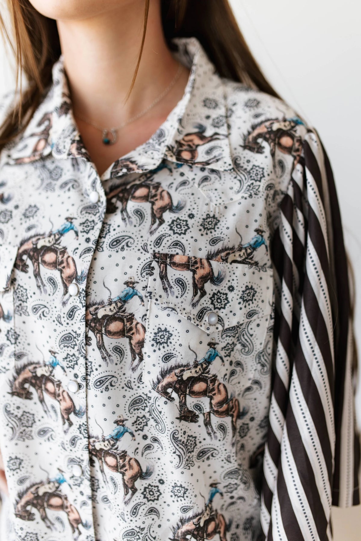 IVORY BUCKING HORSE PAISLEY