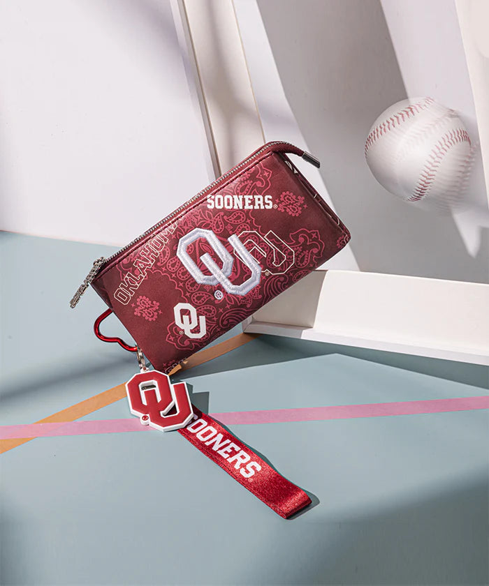 MONTANA WEST OKLAHOMA SOONERS WRISTLET WALLET