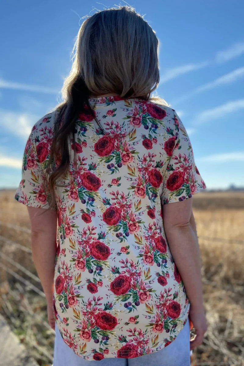 PORCELAIN PETALS V-NECK TOP
