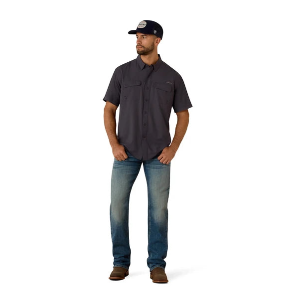 ARIAT MENS VENTTEK OUTBOUND SHORT SLEEVE SHIRT - CHARCOAL