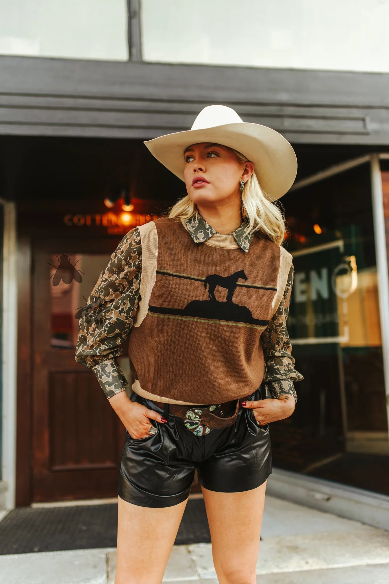 THE VEST IN THE WEST