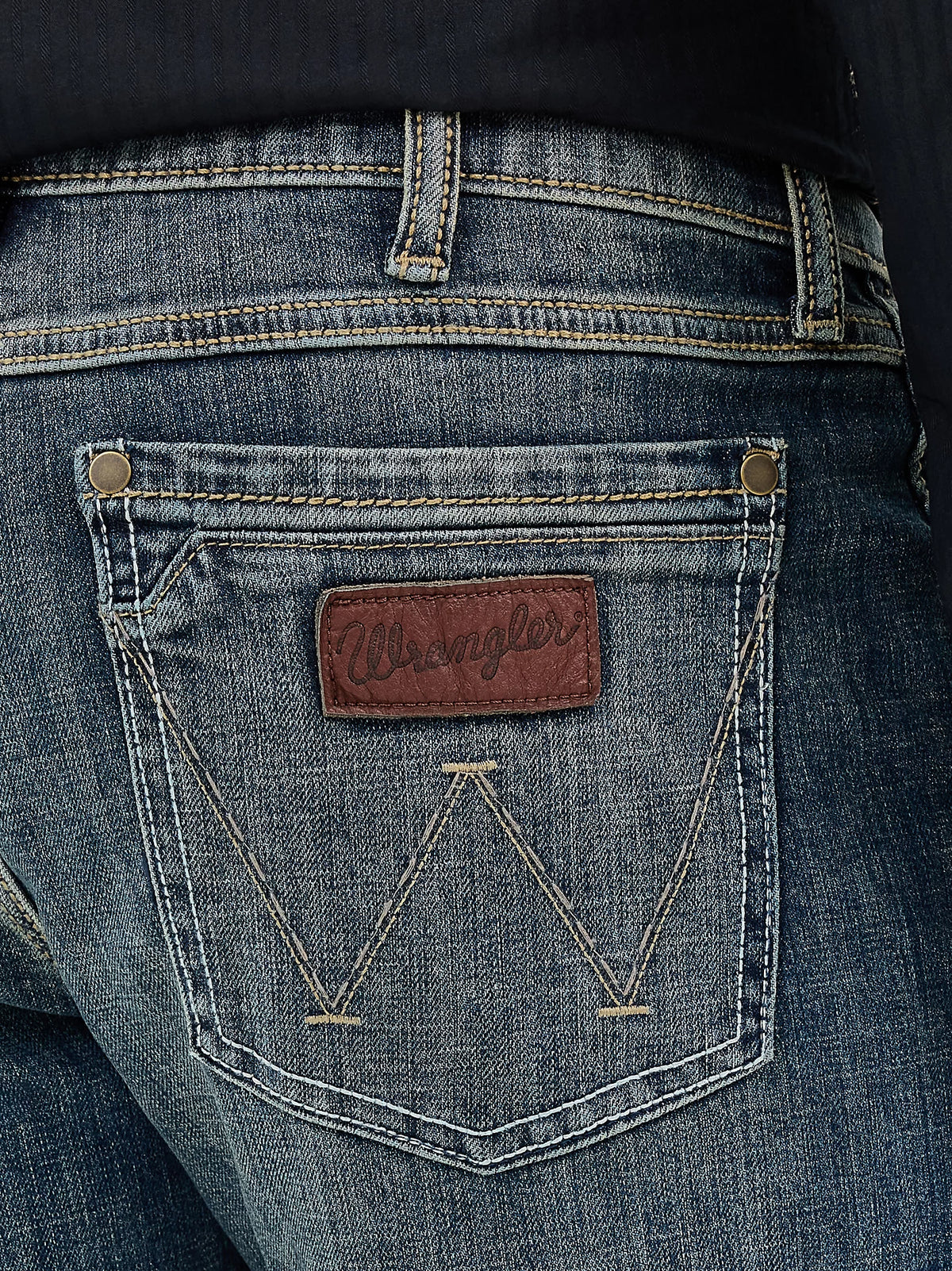 MEN'S WRANGLER RETRO® SLIM FIT BOOTCUT JEAN - LAYTON