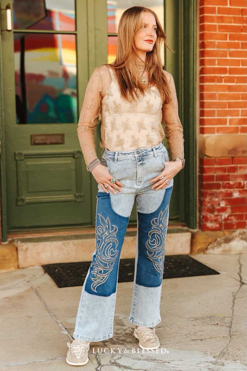TAUPE LACE LONG SLEEVE STRETCH TOP