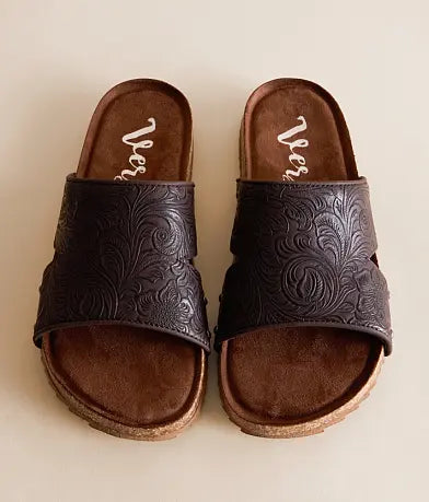 VERY G WOMEN'S JORDYN CHOCOLATE SANDAL
