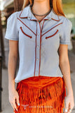 LIGHT WASH CAMEL CONTRAST ARROW PEARL SNAP PUFF SLEEVE TOP