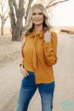 BUSINESS BABE MUSTARD TOP