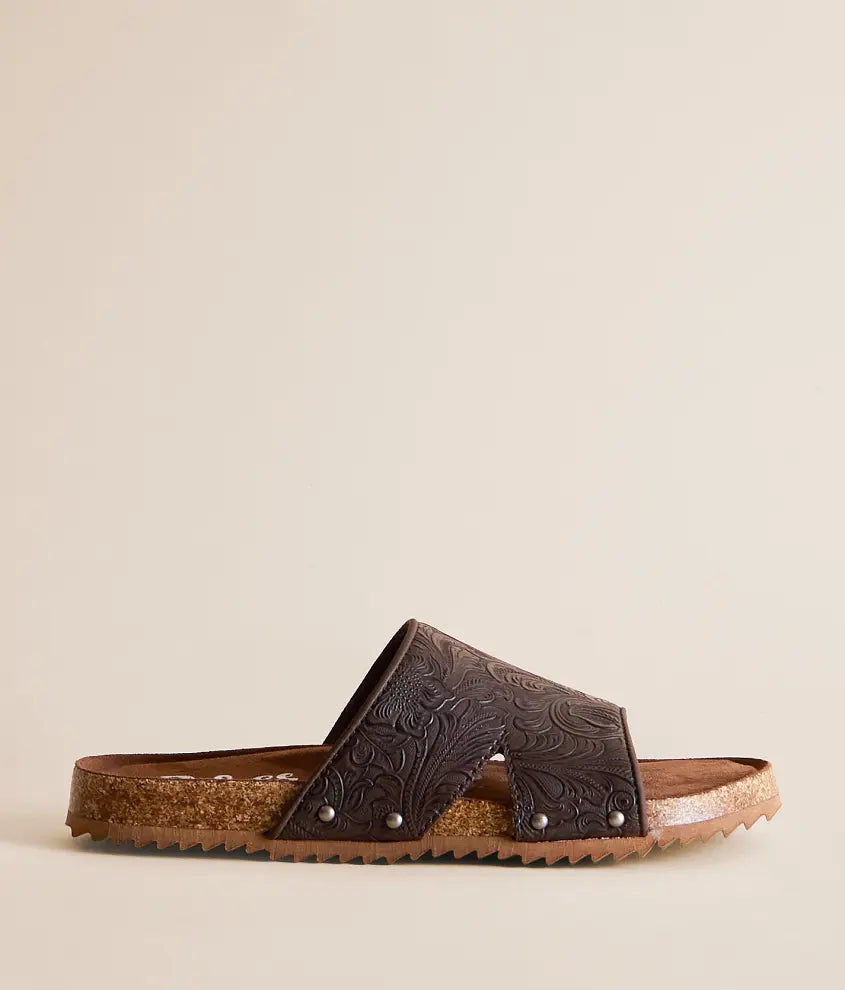 VERY G WOMEN'S JORDYN CHOCOLATE SANDAL