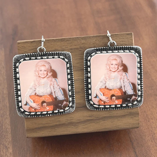 WESTERN DOLLY PORTRAIT HOOK EARRINGS