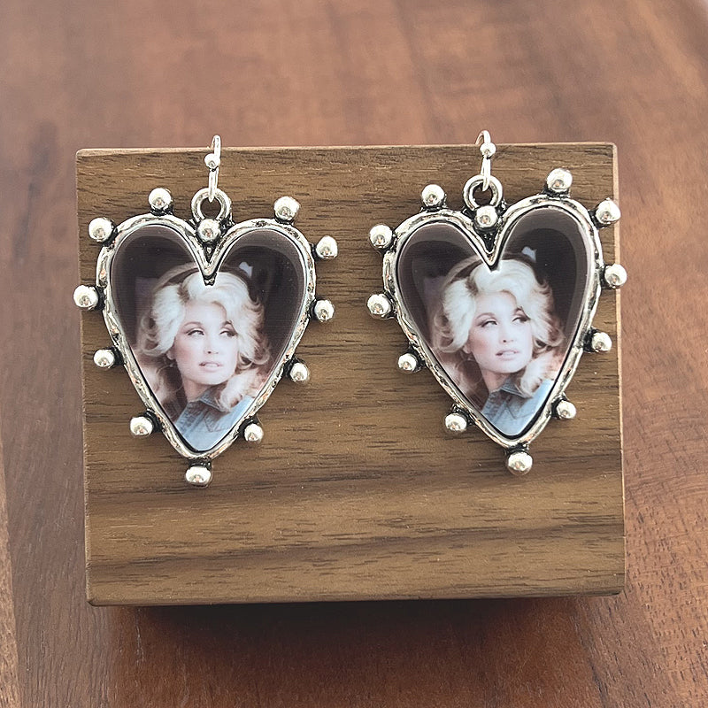 WESTERN DOLLY PORTRAIT HEART HOOK EARRINGS