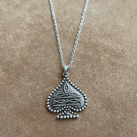 WESTERN BOOT STITCH ACE PENDANT SILVER NECKLACE