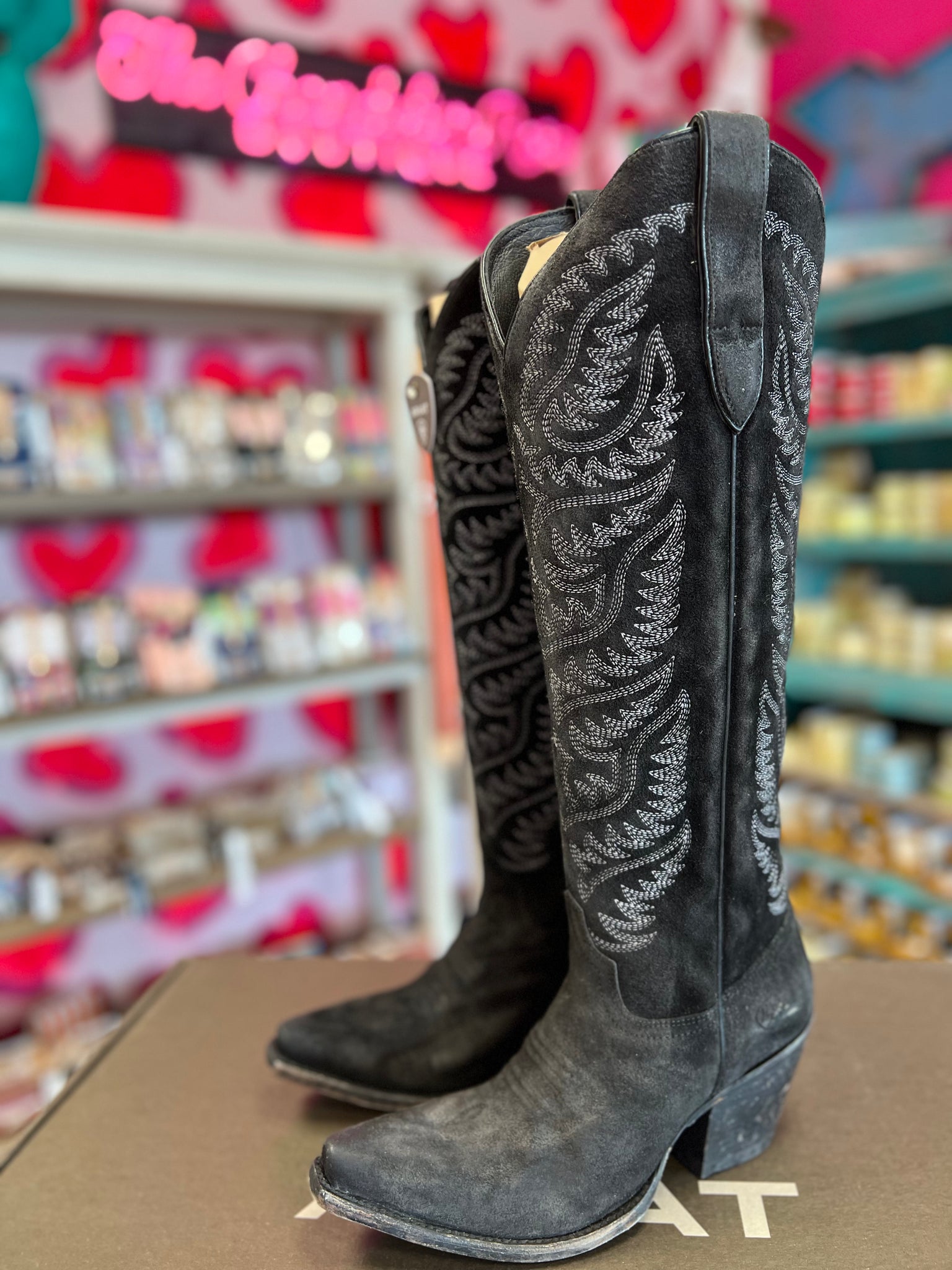 ARIAT DISTRESSED BLACK SUEDE LARAMIE STRETCHFIT WESTERN BOOT The