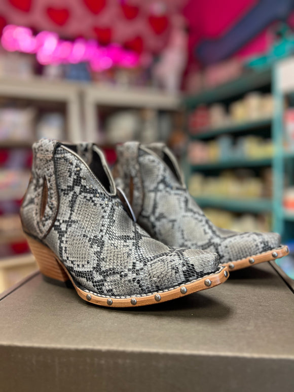 Ariat snakeskin boots hotsell