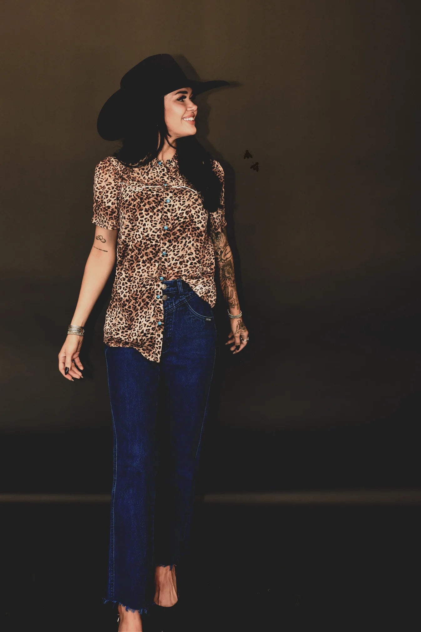 WESTERN WILD SHORT SLEEVE TOP - LEOPARD