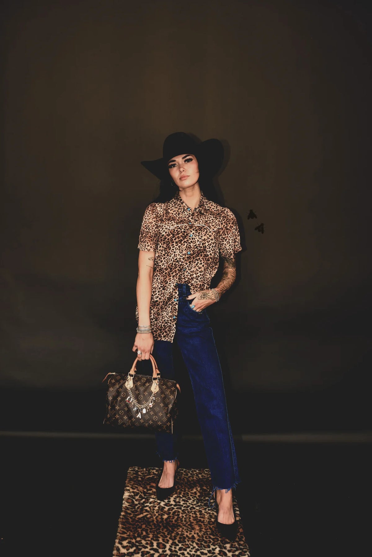 WESTERN WILD SHORT SLEEVE TOP - LEOPARD