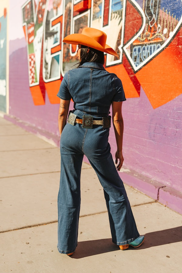 MID WASH STRETCH DENIM ZIP UP SHORT SLEEVE FLARE JUMPSUIT