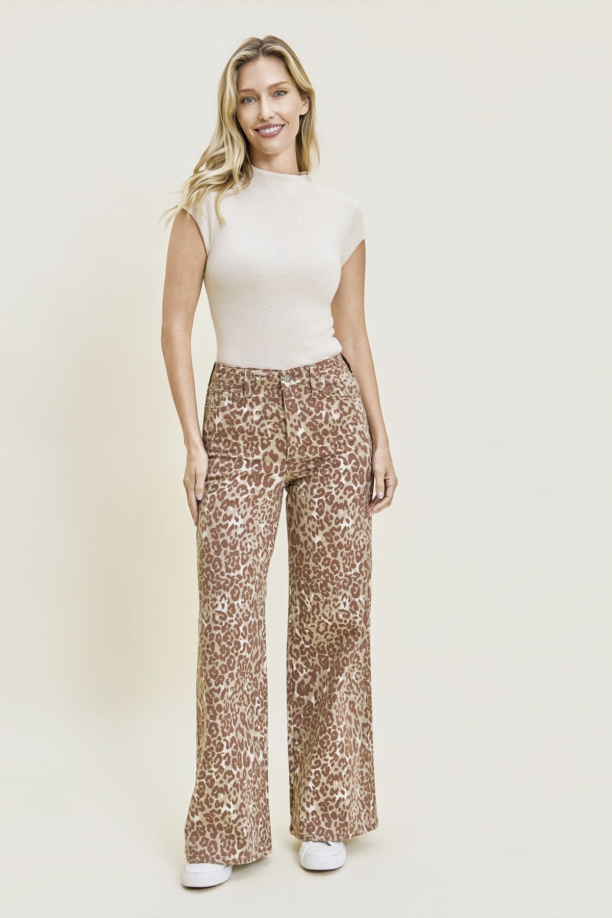 JUDY BLUE HIGH WAIST LUX RETRO WIDE WINTER LEOPARD JEANS