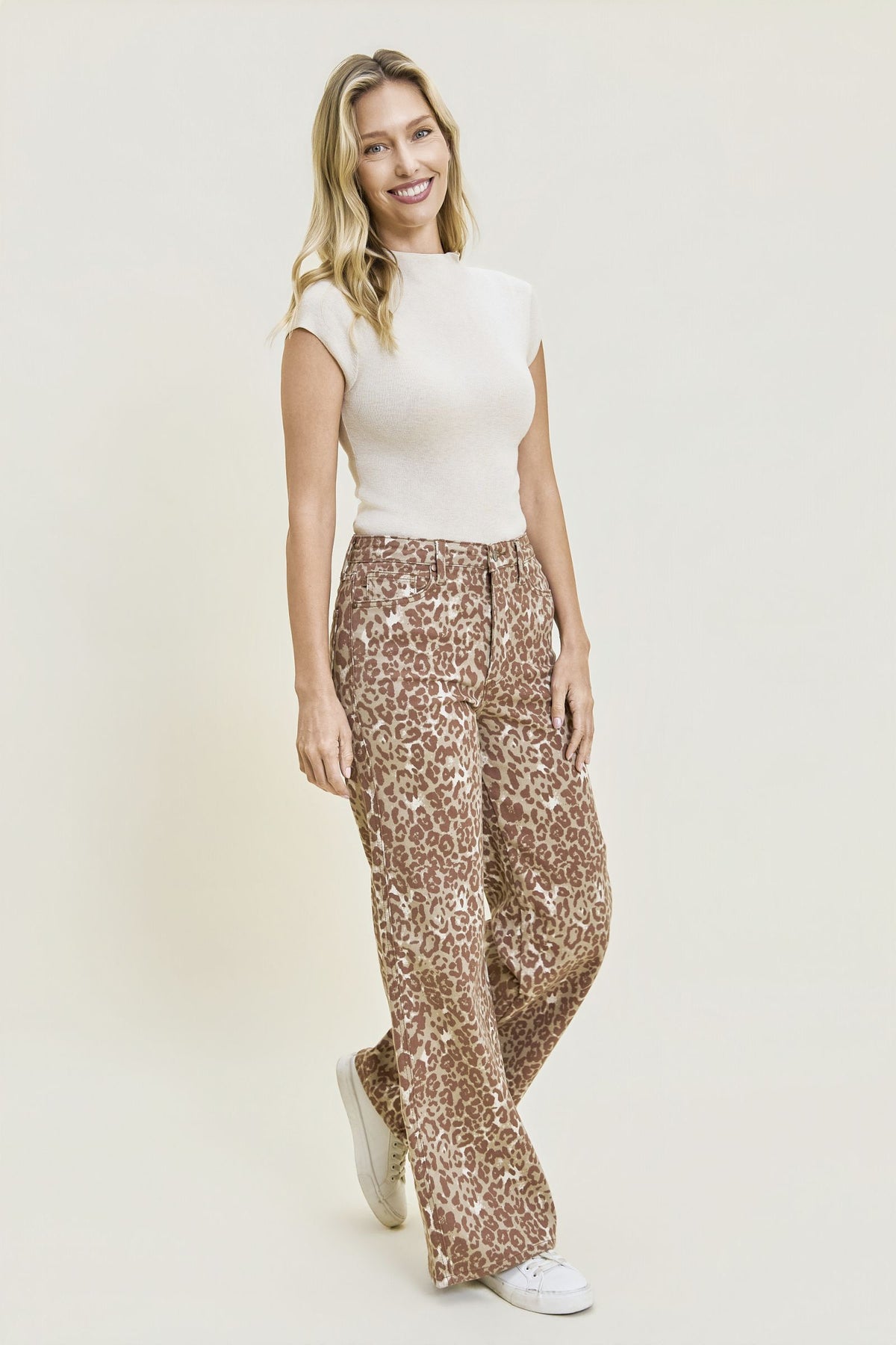 JUDY BLUE HIGH WAIST LUX RETRO WIDE WINTER LEOPARD JEANS