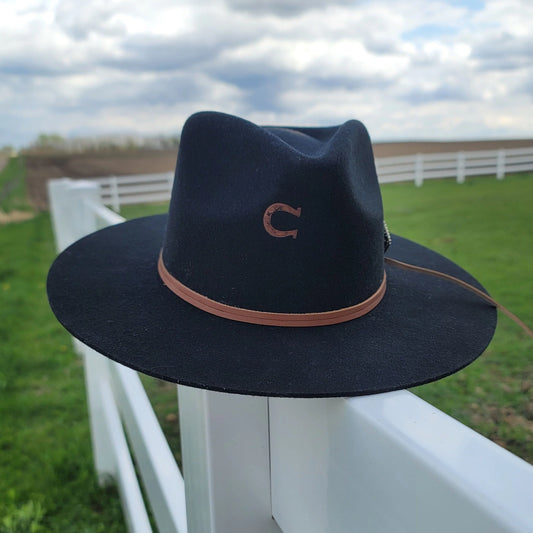 CHARLIE 1 HORSE LONE BUTTE BLACK FELT