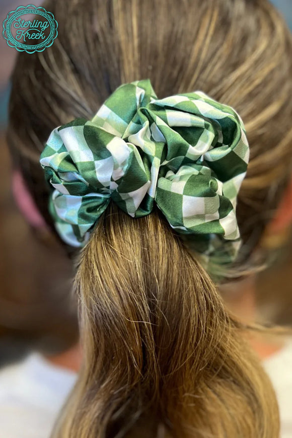 PEP RALLY SCRUNCHIE GREEN