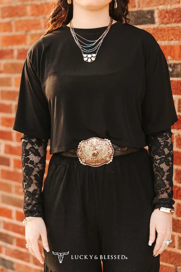 BLACK RELAXED FIT SHIRT WITH RED LACE SLEEVES