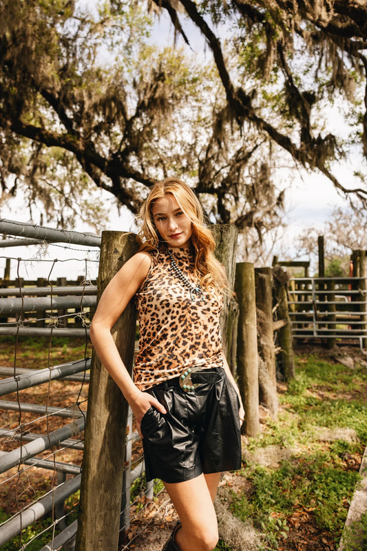 TURNOUT TANK IN LEOPARD