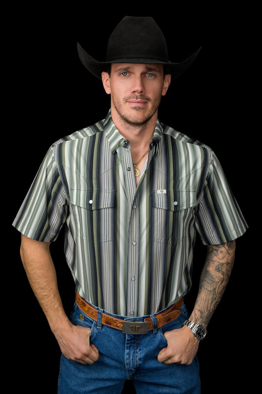 FERRELL MEN'S THE HARRISON SHORT SLEEVE PEARL SNAP SHIRT IN GREEN