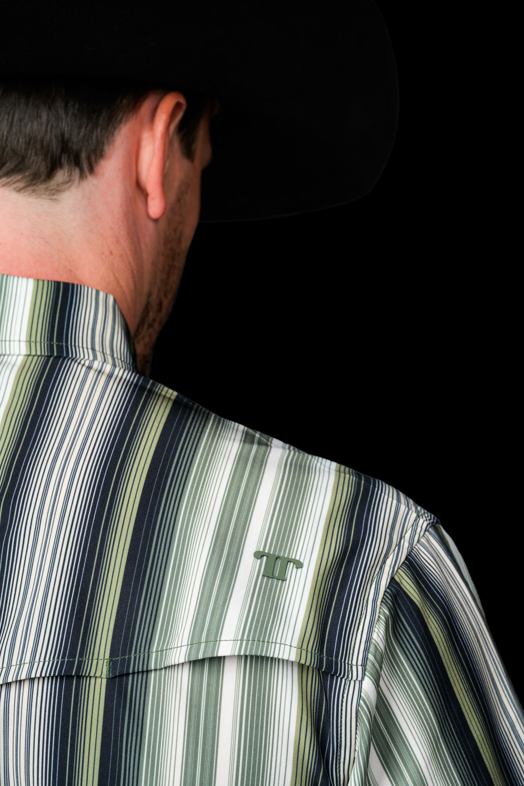 FERRELL MEN'S THE HARRISON SHORT SLEEVE PEARL SNAP SHIRT IN GREEN