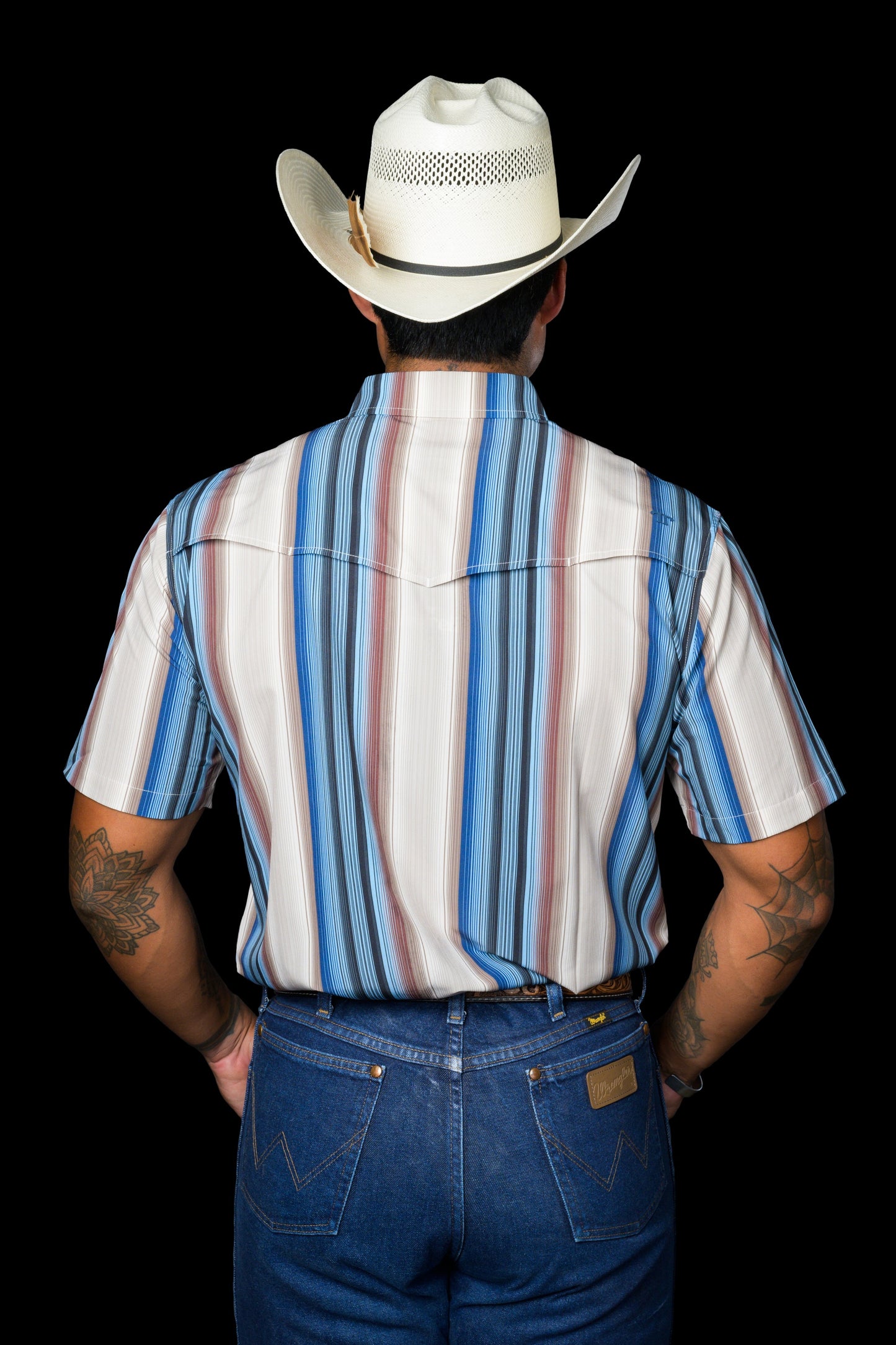 FERRELL MEN'S THE HARRISON IN CREAM- SHORT SLEEVE SNAP