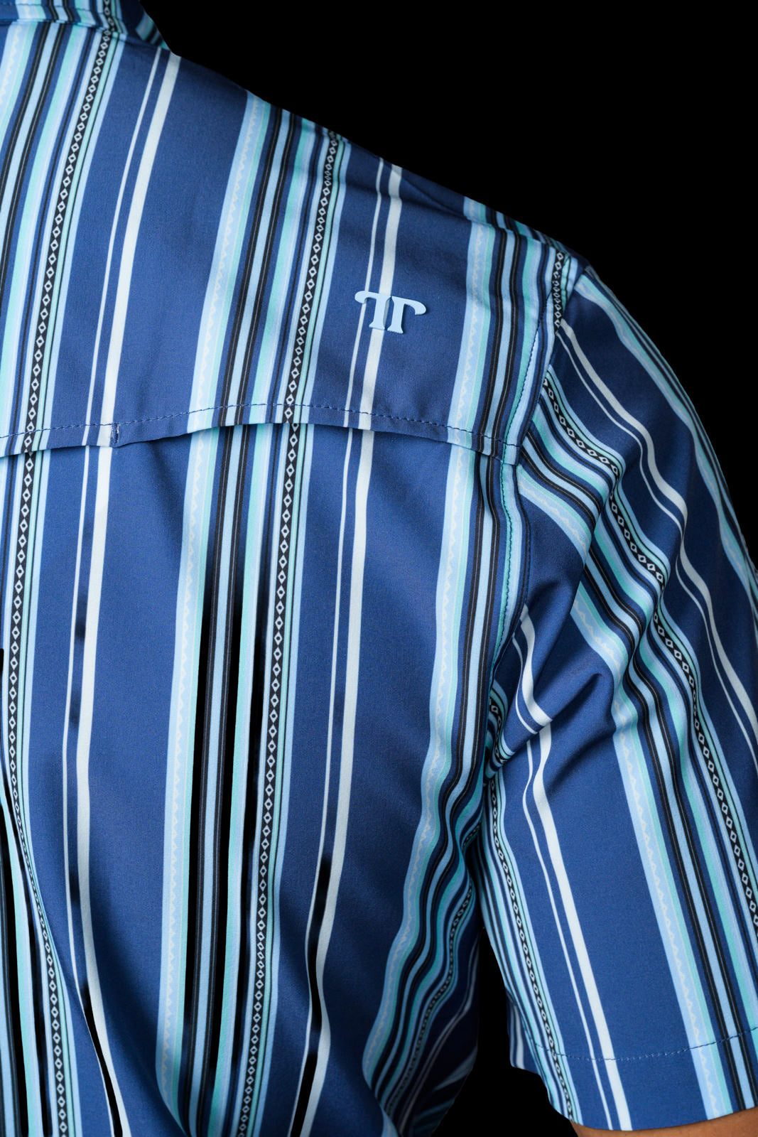 FERRELL MEN'S THE JAMES IN BLUE - SHORT SLEEVE SNAP