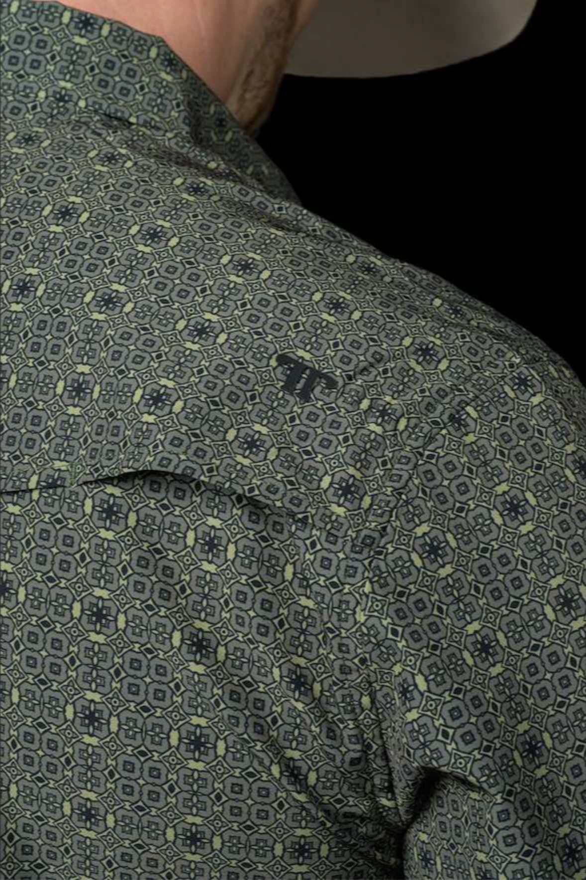 FERRELL MEN'S THE LAWSON LONG SLEEVE PEARL SNAP SHIRT IN GREEN