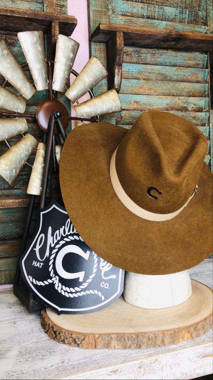 CHARLIE 1 HORSE HIGHWAY ACORN HAT