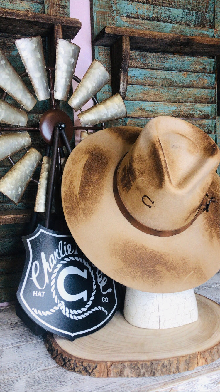 CHARLIE 1 HORSE LAKOTA FELT HAT