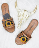 AMERICAN DARLING LEATHER TOOLED SANDALS - ADFTE106A