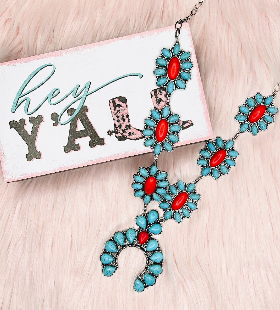 SHE'S GONE COUNTRY NECKLACE - TURQUOISE/RED