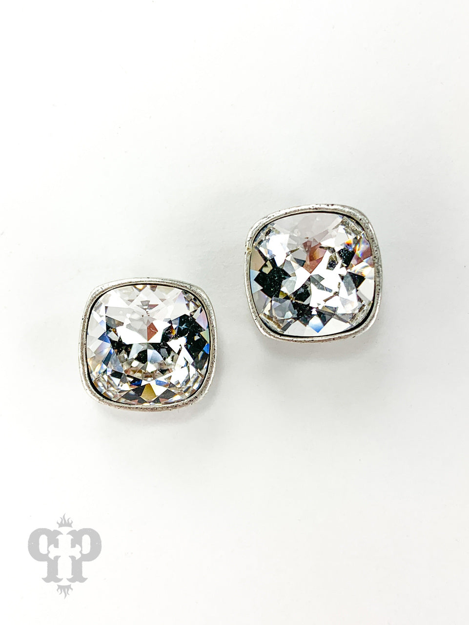 PINK PANACHE 12MM CLEAR SILVER POST STUDS - E448SCL